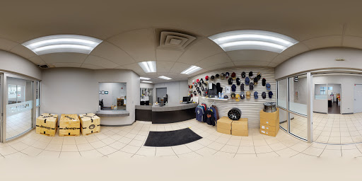 Car Dealer «Gurnee Chrysler Jeep Dodge Ram», reviews and photos, 7255 Grand Ave, Gurnee, IL 60031, USA