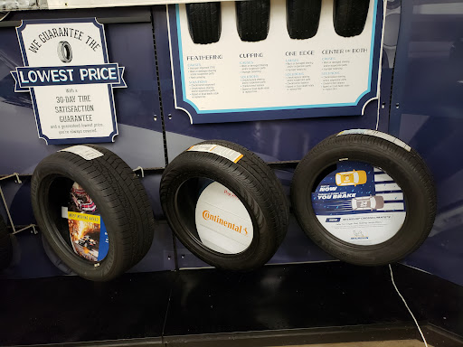 Auto Parts Store «Pep Boys Auto Parts & Service», reviews and photos, 2301 Dixwell Ave, Hamden, CT 06514, USA