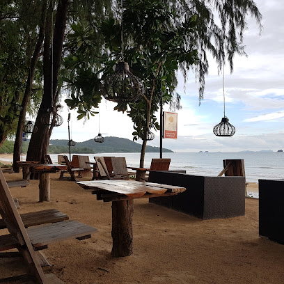 Malati Beach Bar at Dusit Thani Krabi Beach Resort