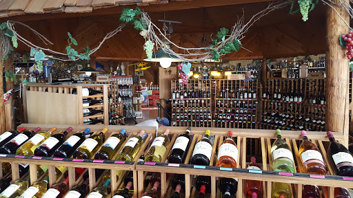 Liquor Store «Owens Liquors,Inc», reviews and photos, 8000 N Kings Hwy, Myrtle Beach, SC 29572, USA