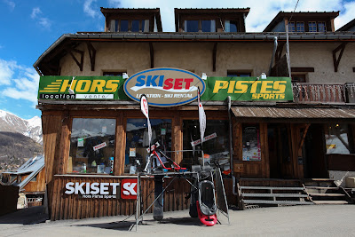 SKISET - Hors Pistes Sports - Location SKI et VTT Val d'Allos le Seignus à Allos
