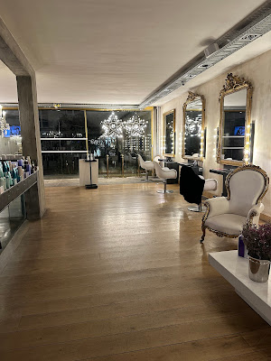 Coiffirst Faubourg Saint-Honoré à Paris