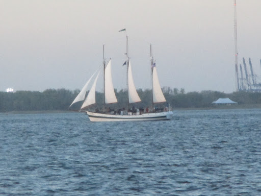 Boat Tour Agency «Charleston Harbor Tours», reviews and photos, 10 Wharfside St, Charleston, SC 29401, USA