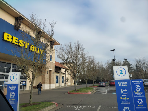 Electronics Store «Best Buy», reviews and photos, 7041 SW Nyberg St, Tualatin, OR 97062, USA