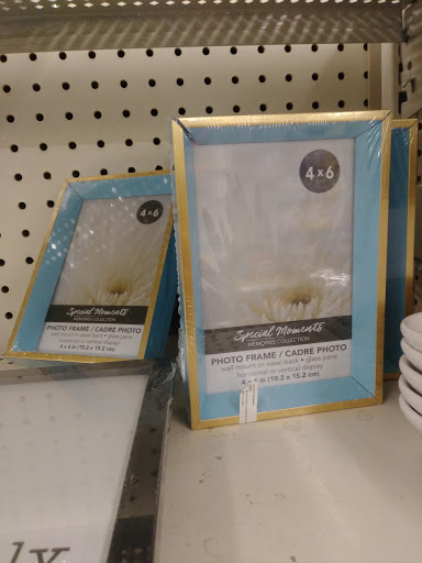 Dollar Store «Dollar Tree», reviews and photos, 170 Strickland Dr, Orange, TX 77630, USA