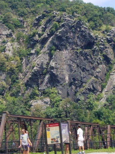 Bicycle Store «Harpers Ferry Outfitters & Bike Shop», reviews and photos, 129 Potomac St, Harpers Ferry, WV 25425, USA