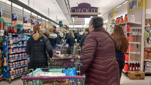 Supermarket «Super Stop & Shop», reviews and photos, 829 Worcester St, Natick, MA 01760, USA