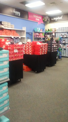 Shoe Store «Shoe Carnival», reviews and photos, 1620 Dogwood Dr SE, Conyers, GA 30013, USA