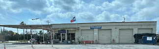 Car Wash by Glass & Glazing - Photo 9 - Car repair in Texas City, TX, Galveston
