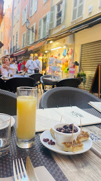 Plats et boissons du Pizzeria Restaurant L'Ecurie à Nice - n°3