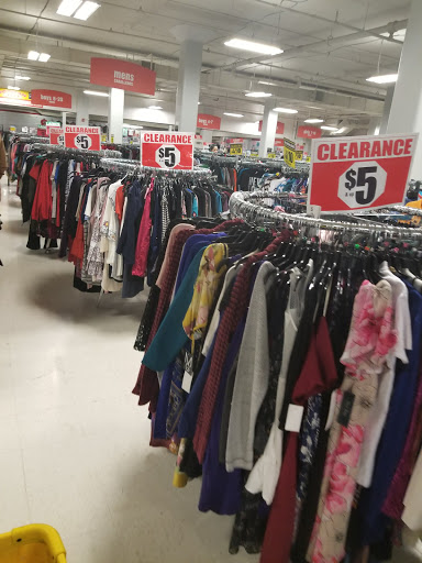 Clothing Store «Forman Mills», reviews and photos, 4411 N Market St, Wilmington, DE 19802, USA