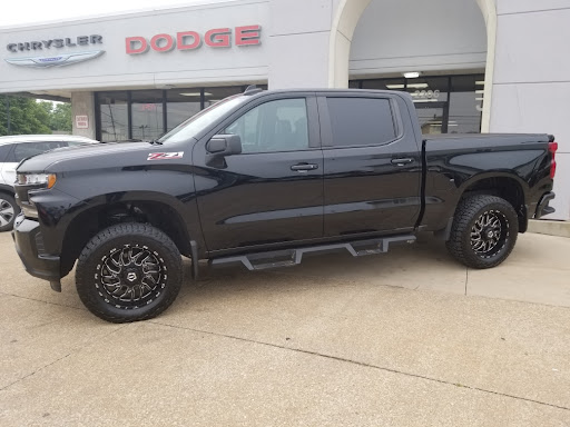 Car Dealer «Kasper Chrysler Dodge Jeep», reviews and photos, 2206 Cleveland Rd W, Sandusky, OH 44870, USA