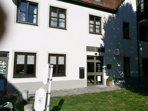 Dr. Johann Schneemeier unter Neuburg an der Donau, Bayern