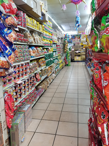 Grocery Store «Gonzales Supermarket», reviews and photos, 652 Collins St, Joliet, IL 60432, USA