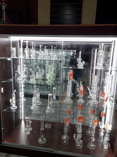 Tobacco Shop «Blue Moon Smoke Shop», reviews and photos, 470 Commonwealth Avenue, Boston, MA 02215, USA