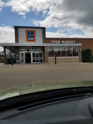 Supermarket «ALDI», reviews and photos, 1390 Deep Lake Rd, Antioch, IL 60002, USA