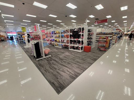 Department Store «Target», reviews and photos, 130 NJ-10 #1, East Hanover, NJ 07936, USA