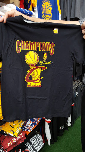 Sporting Goods Store «Koch Sporting Goods», reviews and photos, 131 W 4th St, Cincinnati, OH 45202, USA