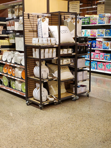 Supermarket «Wegmans», reviews and photos, 8297 Stonewall Shops Square, Gainesville, VA 20155, USA