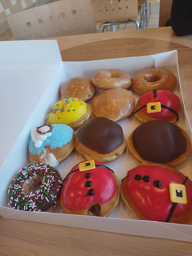 Bakery «Krispy Kreme Doughnuts», reviews and photos, 969 N Wesleyan Blvd, Rocky Mount, NC 27801, USA