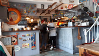 Atmosphère du Restaurant français Café du Port à Plouezoc'h - n°12