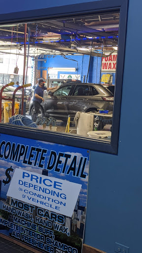 Car Wash «Hollywood Hand Car Wash & Detail Center», reviews and photos, 5806 W Roosevelt Rd, Chicago, IL 60644, USA