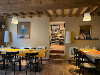 Atmosphère du Restaurant français Aux 2 bécasses à Cerdon - n°2