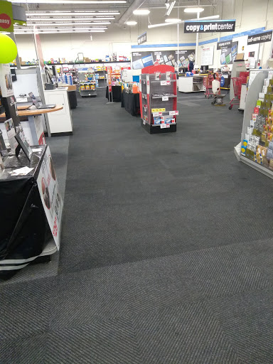 Office Supply Store «Staples», reviews and photos, 2080 W Empire Ave, Burbank, CA 91504, USA