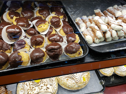 Italian Grocery Store «Salpino Italian Food Market & Catering», reviews and photos, 1540 Newbridge Rd, North Bellmore, NY 11710, USA