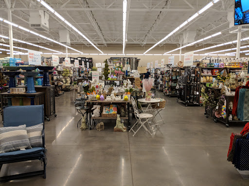 Home Goods Store «Tuesday Morning», reviews and photos, 1725 N Dysart Rd, Avondale, AZ 85392, USA
