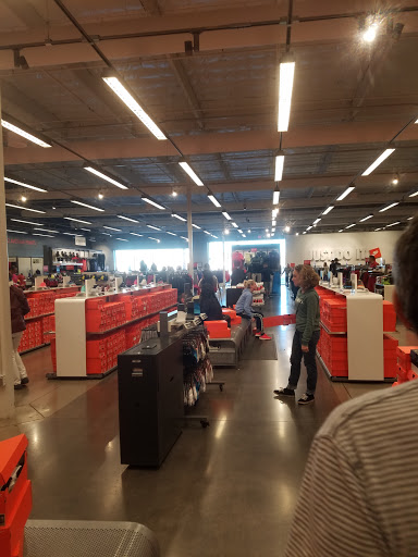 Sporting Goods Store «Nike Factory Store», reviews and photos, 9851 South Eastern Avenue, Las Vegas, NV 89183, USA