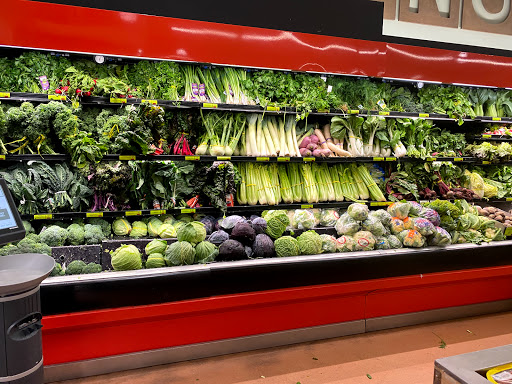 Grocery Store «Whole Foods Market», reviews and photos, 340 N Main St, West Hartford, CT 06117, USA