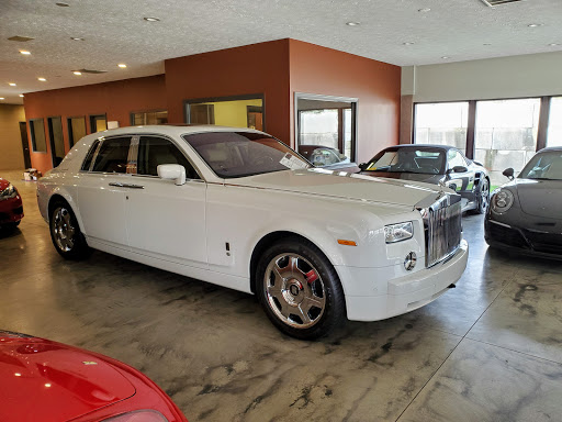 Used Car Dealer «Thomas Classics», reviews and photos, 2948 S Main St, Akron, OH 44319, USA