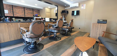 BARBER BOULEVARD à Gennevilliers