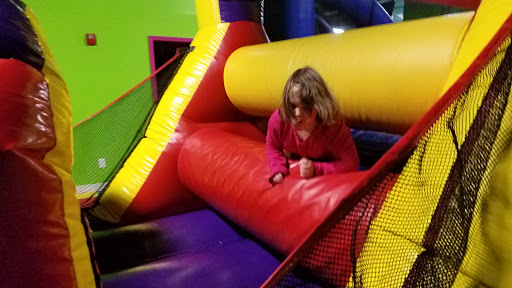 Amusement Center «The Jump Yard», reviews and photos, 13700 York Rd, North Royalton, OH 44133, USA