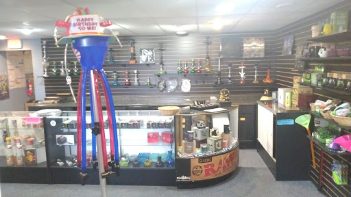 Tobacco Shop «The Loonar Station», reviews and photos, 3153 Central Ave, Toledo, OH 43606, USA