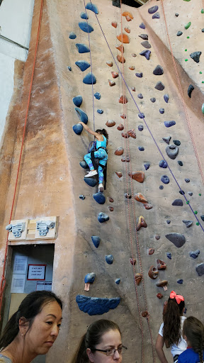 Gym «Hangar 18 Indoor Climbing Gym - Upland», reviews and photos, 256 E Stowell St, Upland, CA 91786, USA