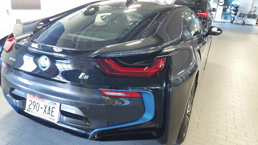 BMW Dealer «BMW of Milwaukee North», reviews and photos, 5990 N Green Bay Ave, Glendale, WI 53209, USA