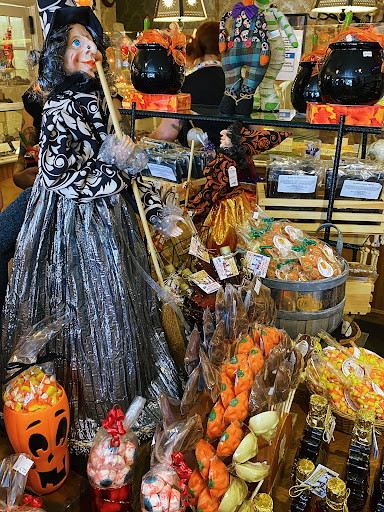 Bakery «Ye Olde Pepper Company», reviews and photos, 122 Derby St, Salem, MA 01970, USA