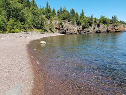 Lake Superior Beach'in fotoğrafı küçük koy ile birlikte