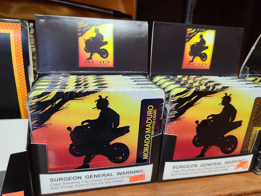 Tobacco Shop «Smoke N Stuff», reviews and photos, 4332 W Thunderbird Rd, Glendale, AZ 85306, USA