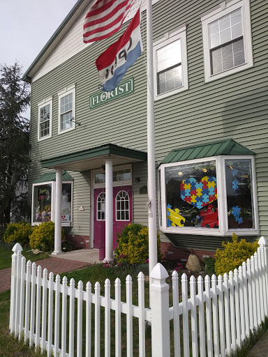Florist «Sweet William & Thyme», reviews and photos, 19 E Railroad Ave, Jamesburg, NJ 08831, USA