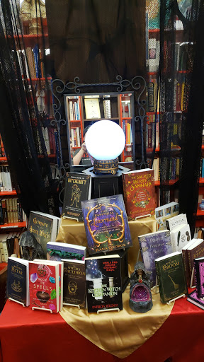 Book Store «Bookmans Phoenix Entertainment Exchange», reviews and photos, 8034 N 19th Ave, Phoenix, AZ 85021, USA