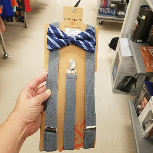 Shopping Mall «Drew 19 Shopping Center», reviews and photos, 21311 US Hwy 19 N, Clearwater, FL 33765, USA