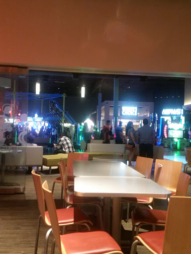 Restaurant «Main Event Entertainment», reviews and photos, 10315 W McDowell Rd, Avondale, AZ 85392, USA