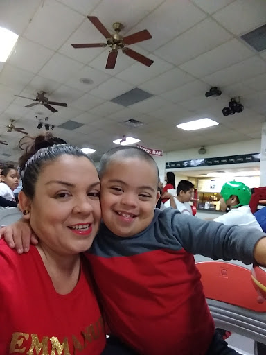 Bowling Alley «Gainesville Bowling Center», reviews and photos, 2317 Browns Bridge Rd, Gainesville, GA 30504, USA