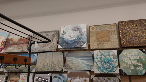 Home Goods Store «Tuesday Morning», reviews and photos, 2620 Lake Cir Dr, Indianapolis, IN 46268, USA