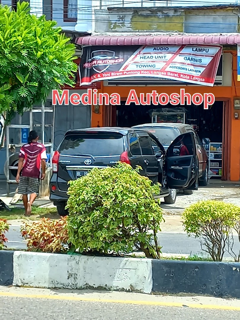 Medina Autoshop Photo