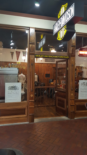 Harley-Davidson Dealer «A.D. Farrow Co. Harley-Davidson (Downtown)», reviews and photos, 491 W Broad St, Columbus, OH 43215, USA