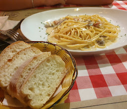 Pomodoro Pizza Restaurant photo
